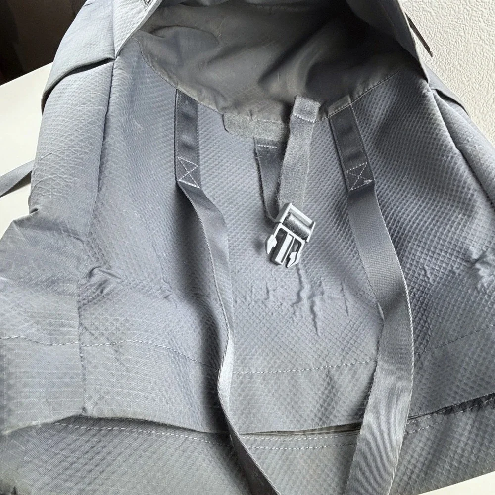 Lululemon Para Backpack Unisex OS Grey Blue Roll Top Tactical Bag Yoga Gym Sport